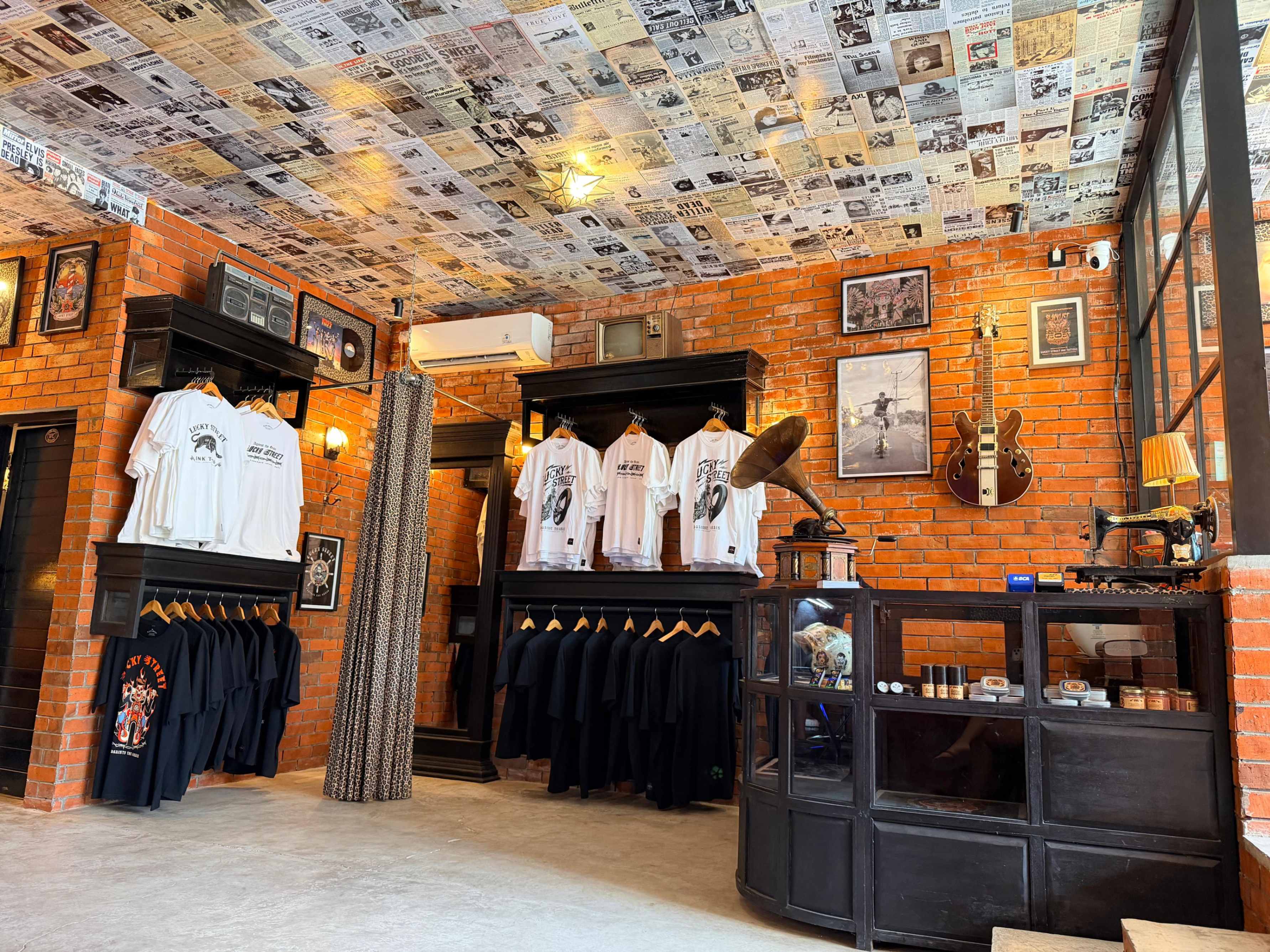Lucky Street Parlor Lounge